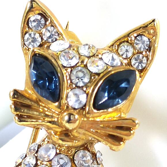 Rhinestone Cat Blue Eyes Brooch, Gold Plated, 1960s Vintage Jewelry - Picture 4 of 10